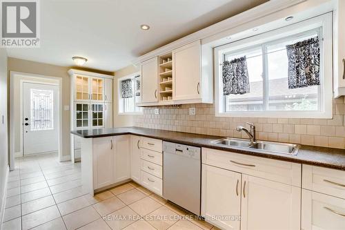 #Upper - 3385 Ellengale Drive, Mississauga, ON - Indoor Photo Showing Kitchen With Double Sink