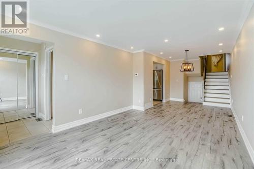 #Upper - 3385 Ellengale Drive, Mississauga, ON - Indoor Photo Showing Other Room