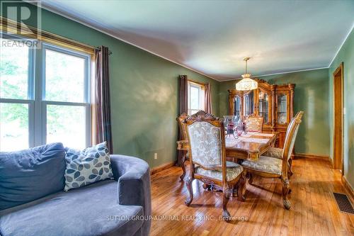 67 Lamila Street, Chatham-Kent, ON - Indoor Photo Showing Dining Room