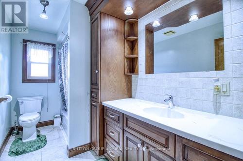 67 Lamila Street, Chatham-Kent, ON - Indoor Photo Showing Bathroom