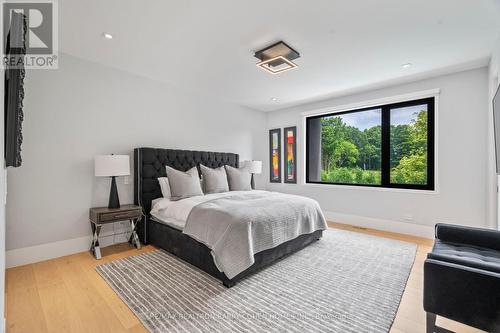 151 Centre Street, Vaughan, ON - Indoor Photo Showing Bedroom