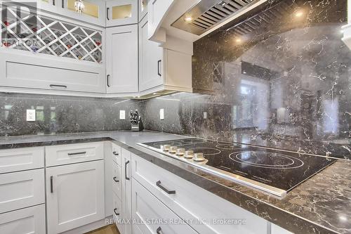 2705 14Th Line, Innisfil, ON - Indoor Photo Showing Kitchen