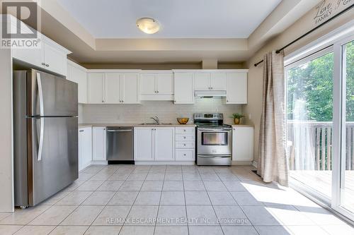 4168 Galileo Common, Burlington, ON - Indoor Photo Showing Kitchen With Stainless Steel Kitchen With Double Sink