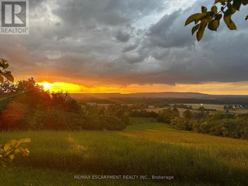 5565 Guelph Line, Burlington, ON - Outdoor With View