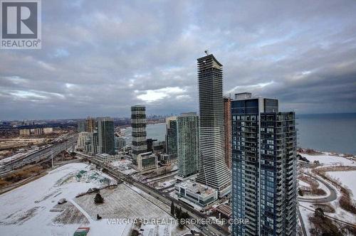 Ph04 - 2220 Lakeshore Boulevard, Toronto, ON - Outdoor With View