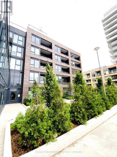 219 - 185 Deerfield Road, Newmarket (Central Newmarket), ON - Outdoor With Balcony With Facade