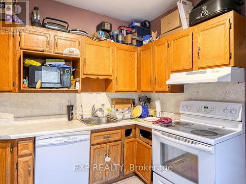 53 Cameron Street, London, ON - Indoor Photo Showing Kitchen