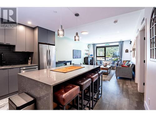 1701 Coursier Avenue Unit# 4204, Revelstoke, BC - Indoor Photo Showing Kitchen