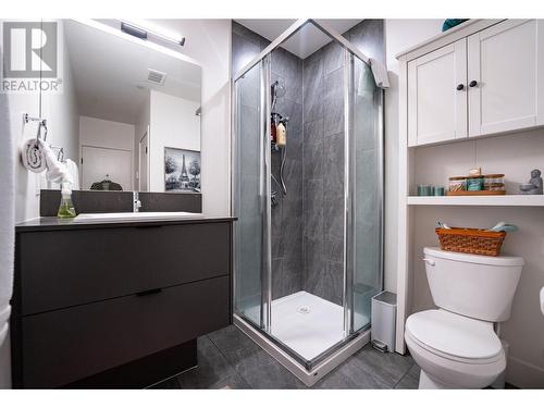 1701 Coursier Avenue Unit# 4204, Revelstoke, BC - Indoor Photo Showing Bathroom