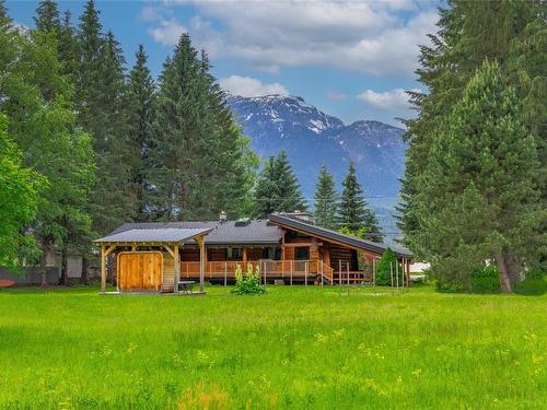 2882 Airport Way, Revelstoke, BC - Outdoor With Deck Patio Veranda