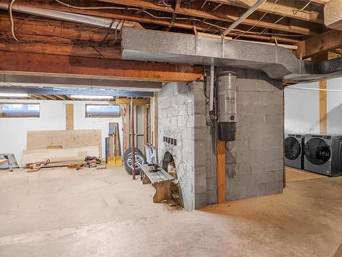 2882 Airport Way, Revelstoke, BC - Indoor Photo Showing Basement