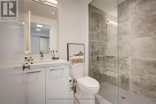 401 - 3 Southvale Drive, Toronto (Leaside), ON - Indoor Photo Showing Bathroom