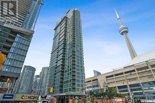 1609 - 81 Navy Wharf Court, Toronto (Waterfront Communities), ON - Outdoor With Facade