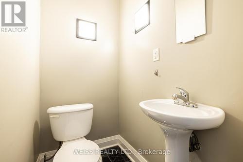 58 Saguenay Avenue, Toronto (Bedford Park-Nortown), ON - Indoor Photo Showing Bathroom