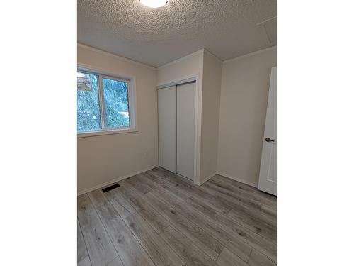 4785 Riverview Drive, Edgewater, BC - Indoor Photo Showing Other Room
