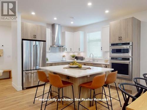 4064 Saturna Ave, Powell River, BC - Indoor Photo Showing Kitchen