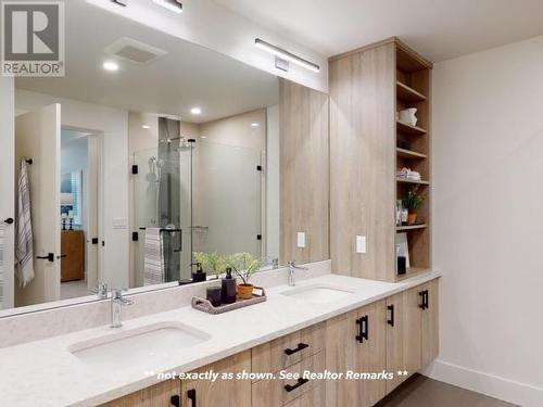 4064 Saturna Ave, Powell River, BC - Indoor Photo Showing Bathroom