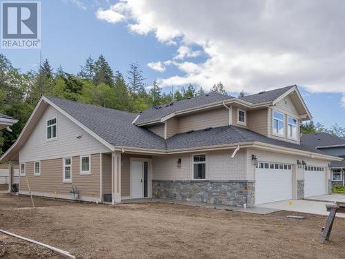 4064 Saturna Ave, Powell River, BC - Outdoor