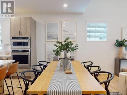 4064 Saturna Ave, Powell River, BC - Indoor Photo Showing Dining Room