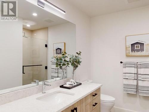 4064 Saturna Ave, Powell River, BC - Indoor Photo Showing Bathroom