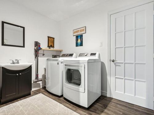 Laundry room - 1 Ch. Des Perdrix, L'Ange-Gardien, QC - Indoor Photo Showing Laundry Room