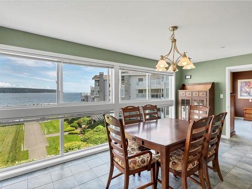 312-350 Island Hwy South, Campbell River, BC - Indoor Photo Showing Dining Room