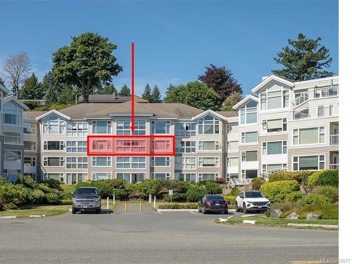 312-350 Island Hwy South, Campbell River, BC - Outdoor With Facade