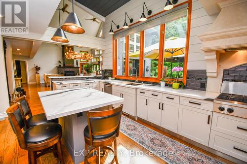 17 Highland Drive, Oro-Medonte (Horseshoe Valley), ON - Indoor Photo Showing Kitchen With Double Sink