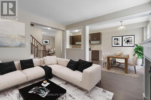 7573 Cottonwood Drive, Niagara Falls, ON - Indoor Photo Showing Living Room