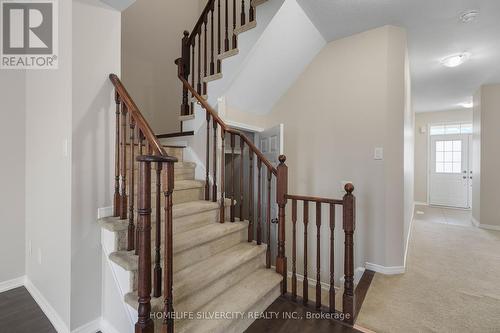 7573 Cottonwood Drive, Niagara Falls, ON - Indoor Photo Showing Other Room