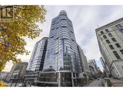 740 320 Granville Street, Vancouver, BC 