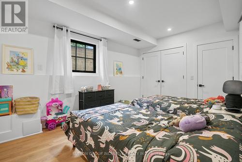 1774 Wingrove Avenue, Innisfil, ON - Indoor Photo Showing Bedroom