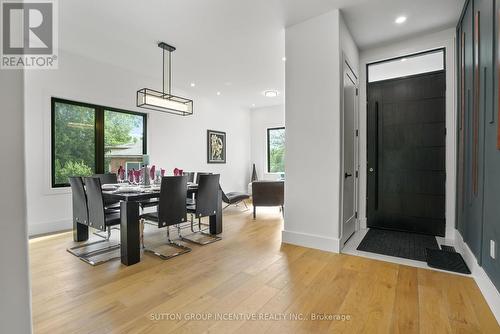 1774 Wingrove Avenue, Innisfil, ON - Indoor Photo Showing Dining Room