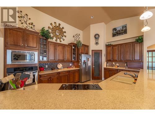 3210 / 3208 Cory Road Lot# C, Keremeos, BC - Indoor Photo Showing Kitchen With Double Sink