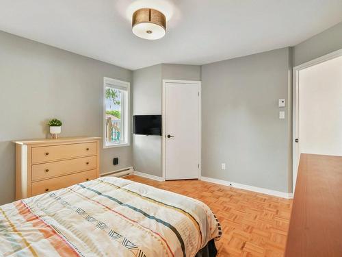 Chambre Ã  coucher principale - 5247 Rue Belmont, Longueuil (Saint-Hubert), QC - Indoor Photo Showing Bedroom