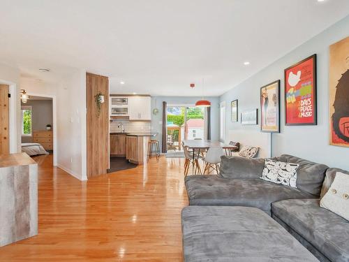 Vue d'ensemble - 5247 Rue Belmont, Longueuil (Saint-Hubert), QC - Indoor Photo Showing Living Room