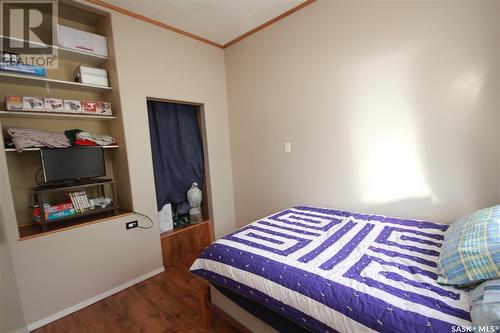 407 2Nd Street E, Wilkie, SK - Indoor Photo Showing Bedroom