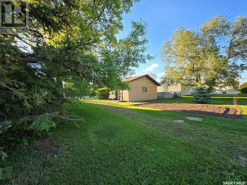 100 Lundy Place, Stoughton, SK - Outdoor