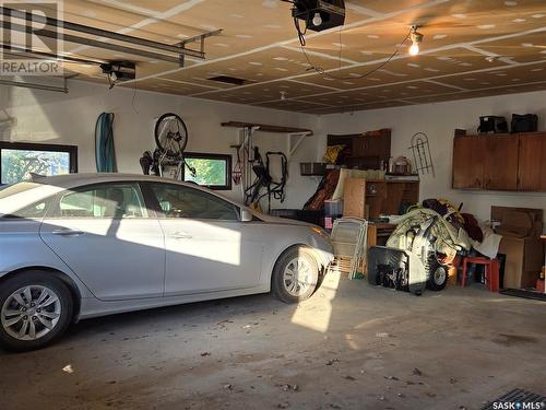 100 Lundy Place, Stoughton, SK - Indoor Photo Showing Garage