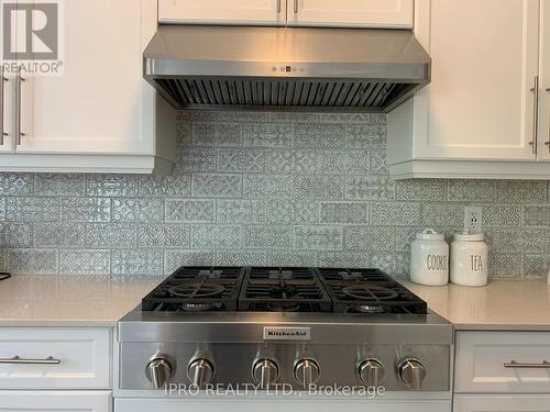 23 Whitton Drive, Brantford, ON - Indoor Photo Showing Kitchen