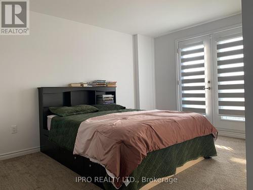 23 Whitton Drive, Brantford, ON - Indoor Photo Showing Bedroom