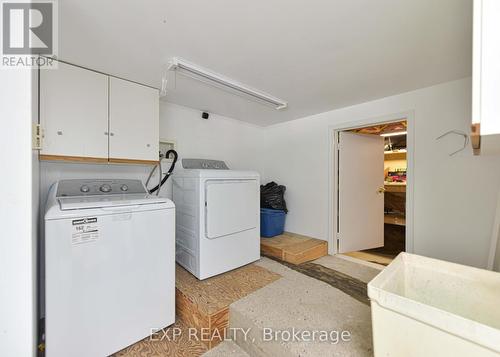 245 Musquash Road, Gravenhurst, ON - Indoor Photo Showing Laundry Room
