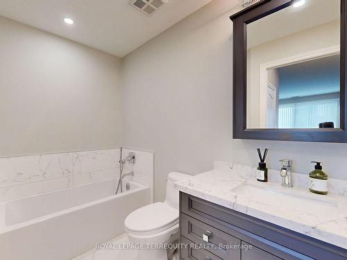 1201-2 Aberfoyle Cres, Toronto, ON - Indoor Photo Showing Bathroom