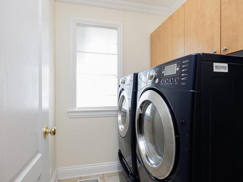 Laundry room - 2066 Place De L'Armurier, Saint-Lazare, QC - Indoor Photo Showing Laundry Room