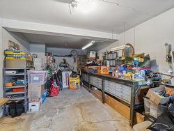 Garage - 