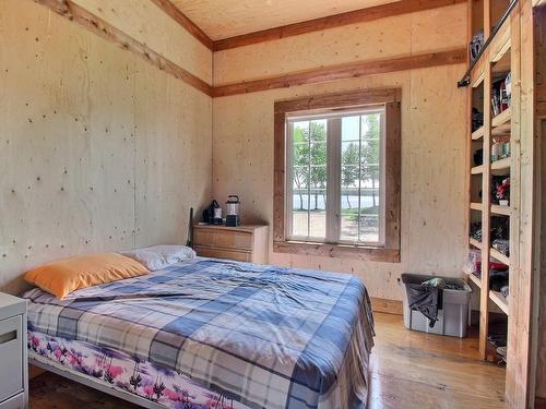 Bedroom - 2311 Ch. De Grassy Narrow, Moffet, QC - Indoor Photo Showing Bedroom