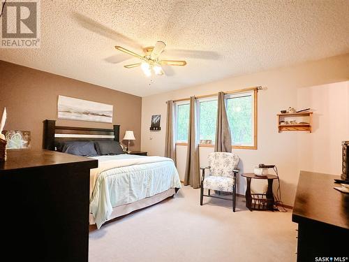 350 Battleford Trail, Swift Current, SK - Indoor Photo Showing Bedroom