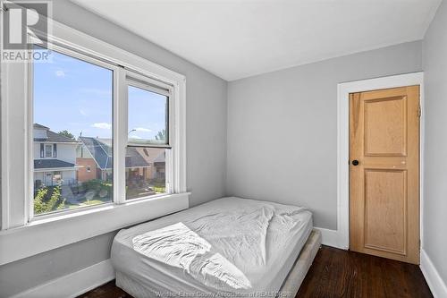1709 Marentette, Windsor, ON - Indoor Photo Showing Bedroom
