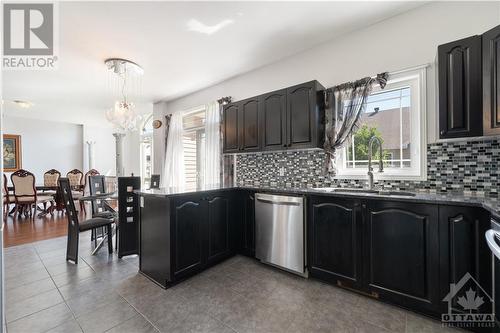 412 June Court, Ottawa, ON - Indoor Photo Showing Kitchen