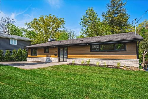 829 Forest Glen Avenue, Burlington, ON - Outdoor With Deck Patio Veranda